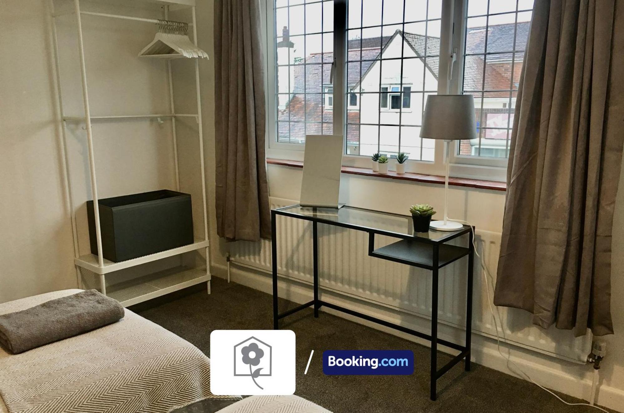 Holiday home Highfield House: Spacious Detached With Free Parking Southampton